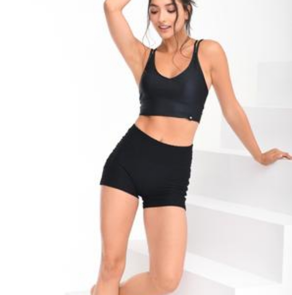 Booty by Brabants Show Stopper Black Top